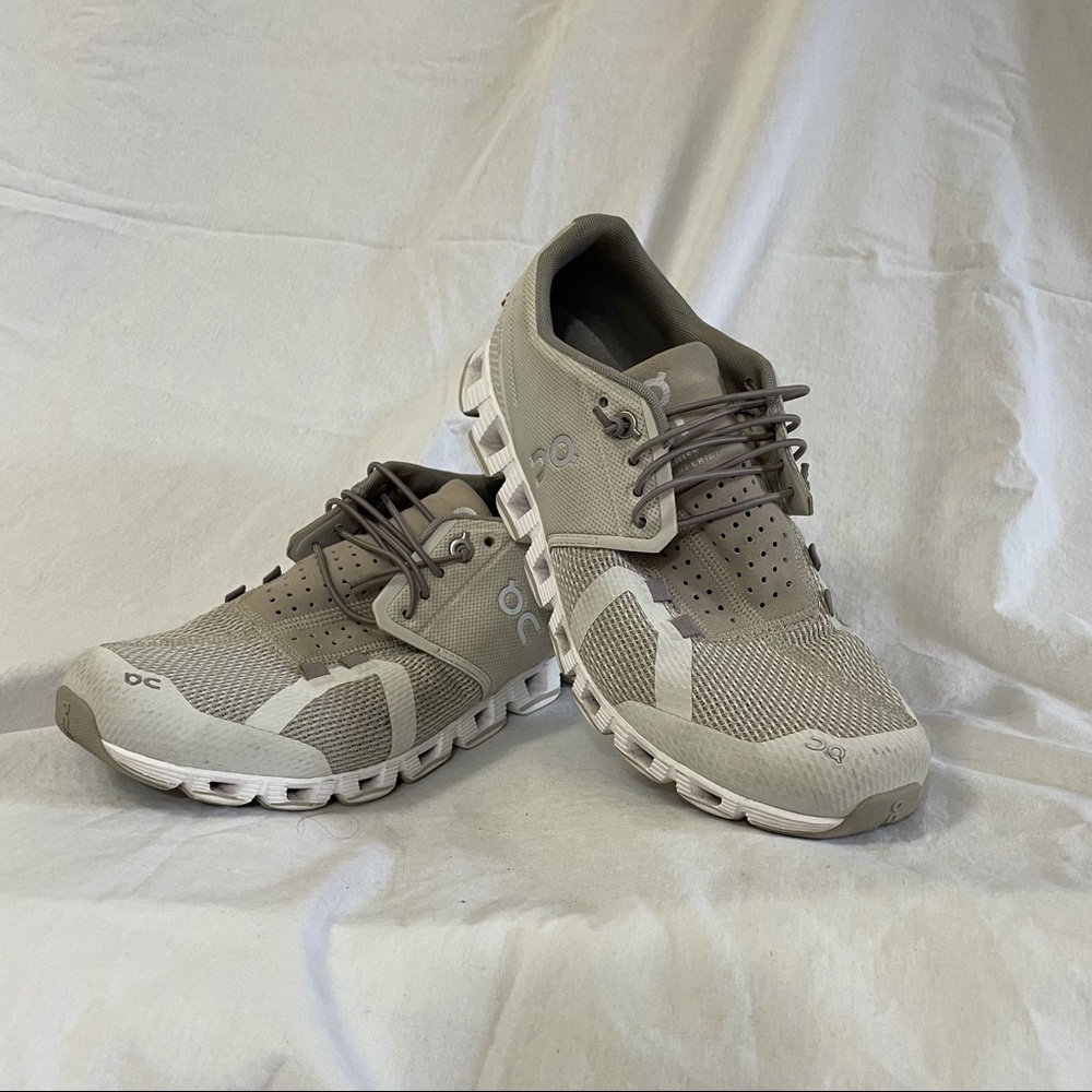 On Cloud Running shoes